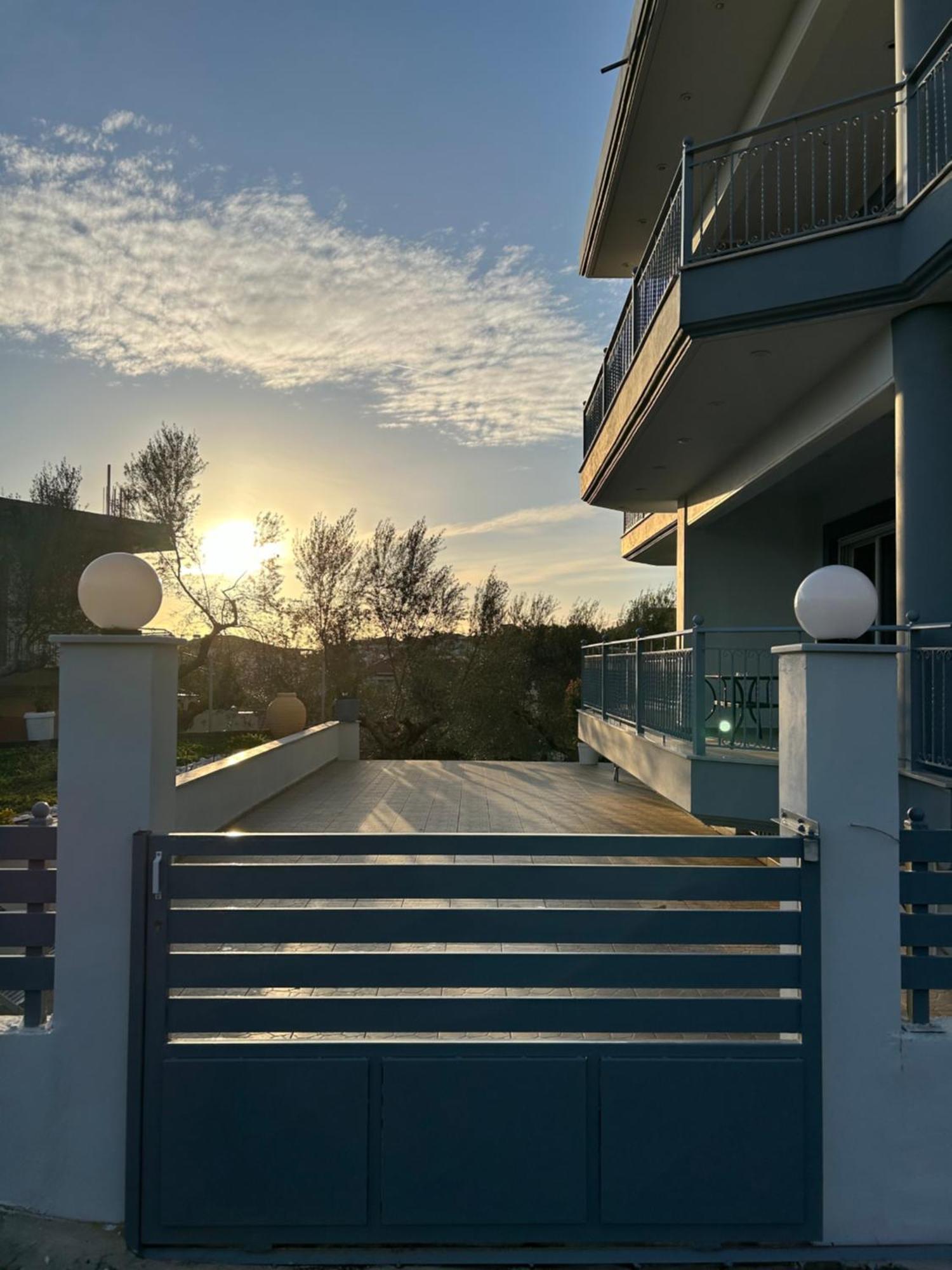 Nature & Luxury Каламата Экстерьер фото